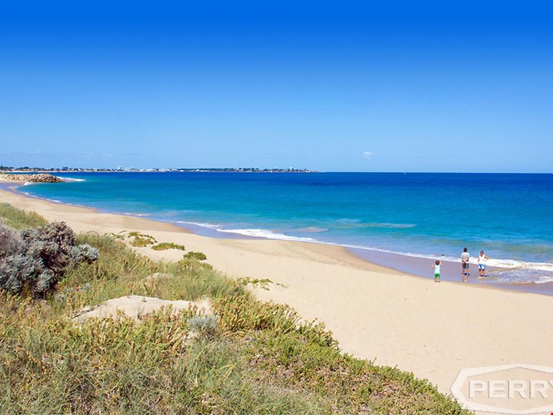 Lot 530,  Albuera Street, Madora Bay WA 6210