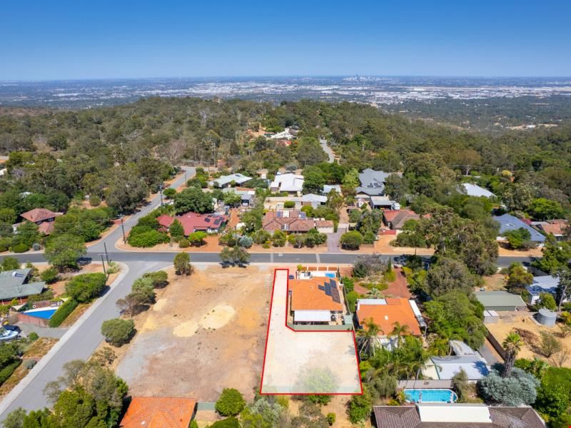 19 Peet Road, Kalamunda WA 6076