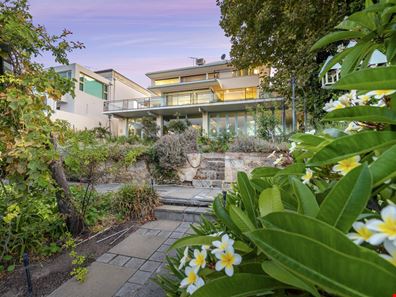 9 Stoneham Road, Attadale WA 6156
