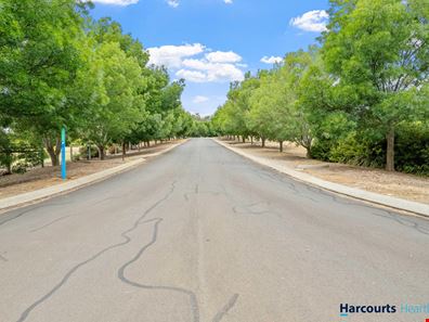 62 Robinia Way, Kangaroo Gully WA 6255