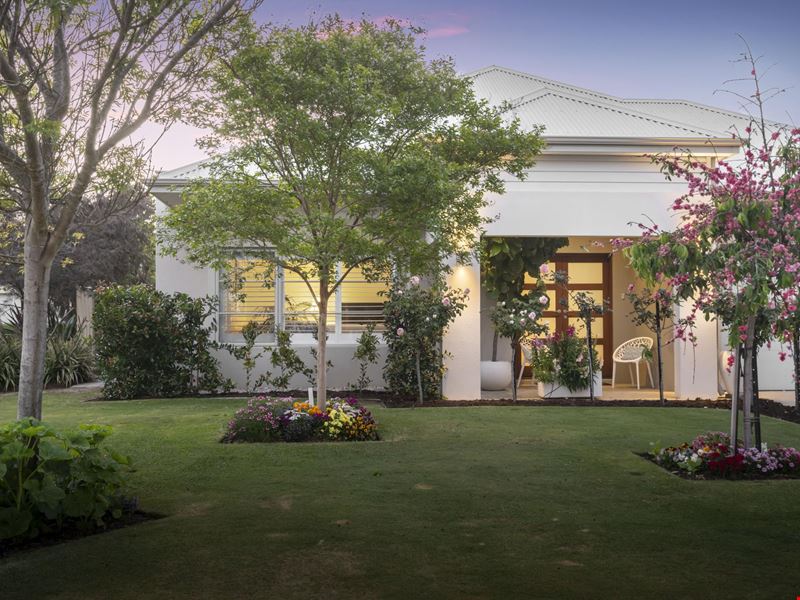 23 Jacana  Circle, Gwelup WA 6018