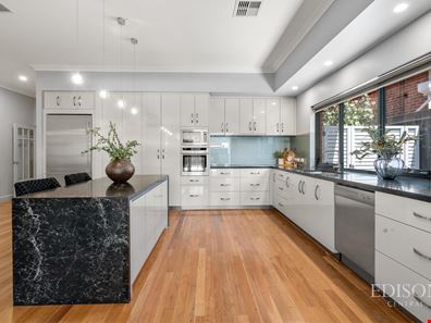 12 Elstree Avenue, Menora WA 6050