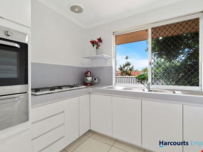 3/67 Millcrest Street, Scarborough WA 6019