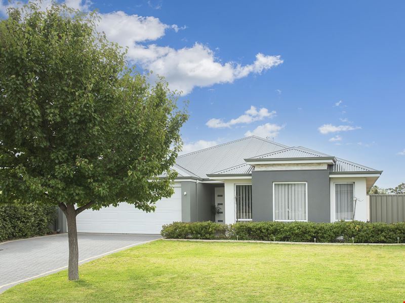 18 Harbeck Drive, Kealy WA 6280