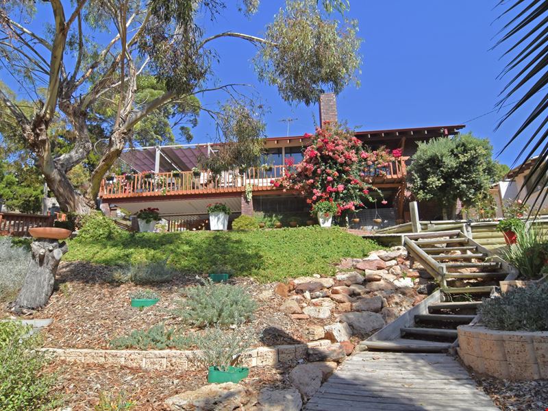 30 Smith Street, West Beach WA 6450