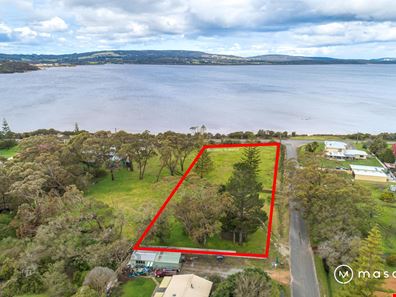 133 The Esplanade, Lower King WA 6330