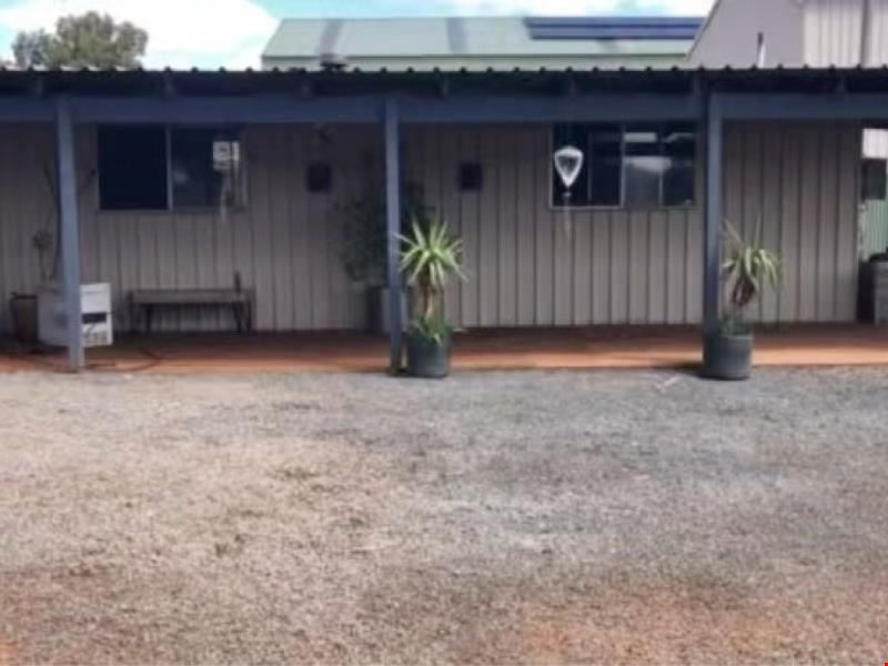 83 Hall Street, Leonora