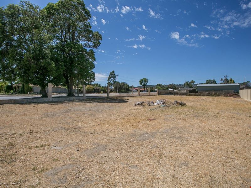 1 Range Court, High Wycombe WA 6057