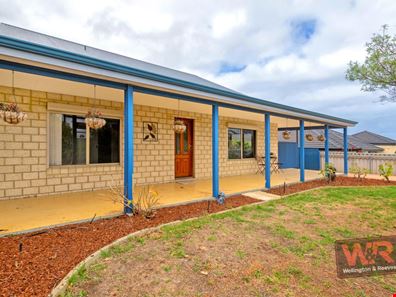 16 Green Island Crescent, Bayonet Head WA 6330