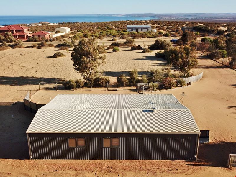 78 Explorer Avenue, Kalbarri WA 6536