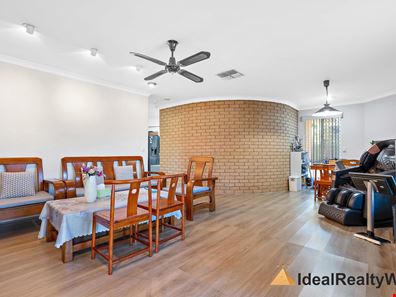 4A Kelly Place, Beckenham WA 6107