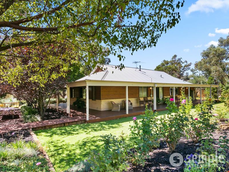 317 Mandogalup Road, Hope Valley WA 6165