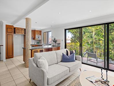 4/142 Palmerston Street, Perth WA 6000