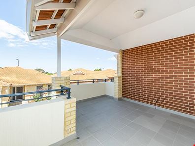 12/84 Collick Street, Hilton WA 6163