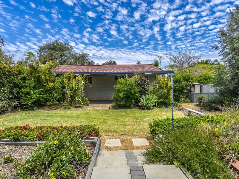 13/26A CONNELL WAY, Girrawheen WA 6064