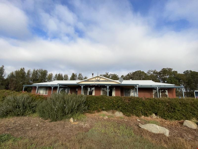 114 Zig Zag Road, Boyup Brook WA 6244