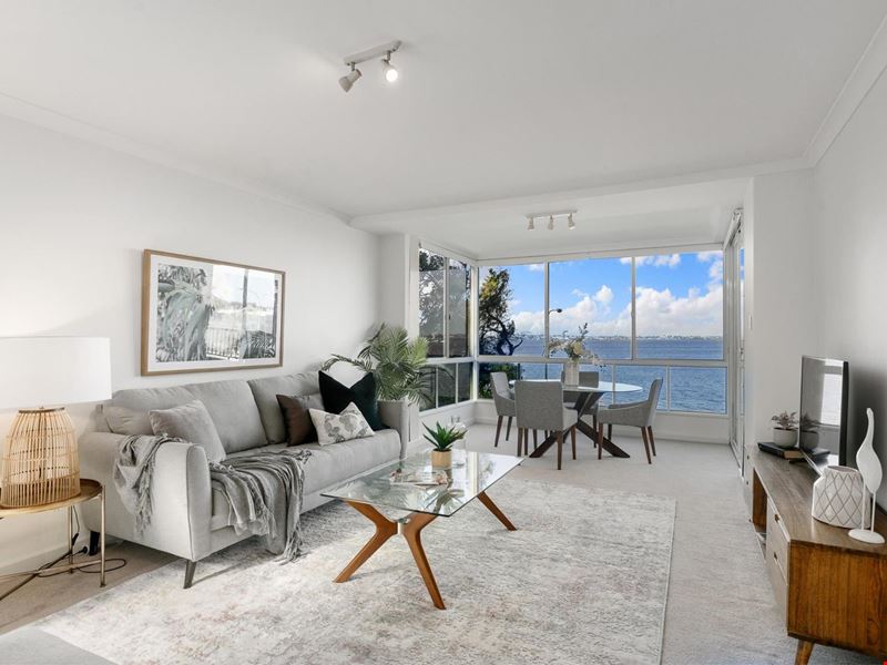 12/1 Wingfield Avenue, Crawley WA 6009