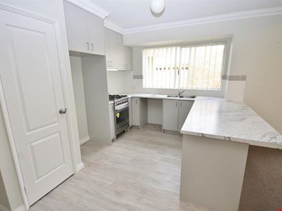 21 Cambrose Avenue, Australind WA 6233