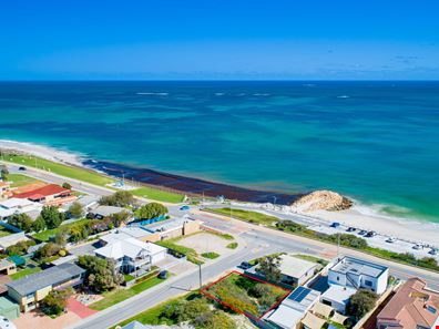 1B Robert Road, Quinns Rocks WA 6030