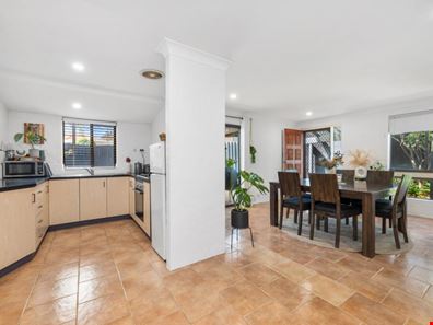 14B Sunart Close, Hamersley WA 6022