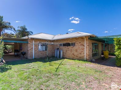 20 Wilson Street, Wungong WA 6112