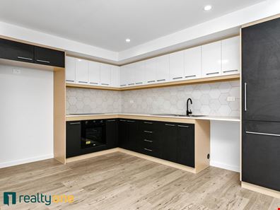 302/14 Cecil Avenue, Cannington WA 6107