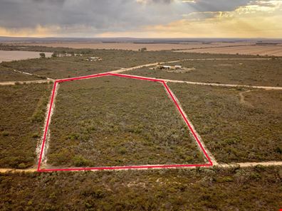 76 Orchid  Road, Hopetoun WA 6348