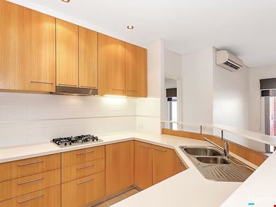 Villa 79/10 Roebuck Drive, Salter Point WA 6152