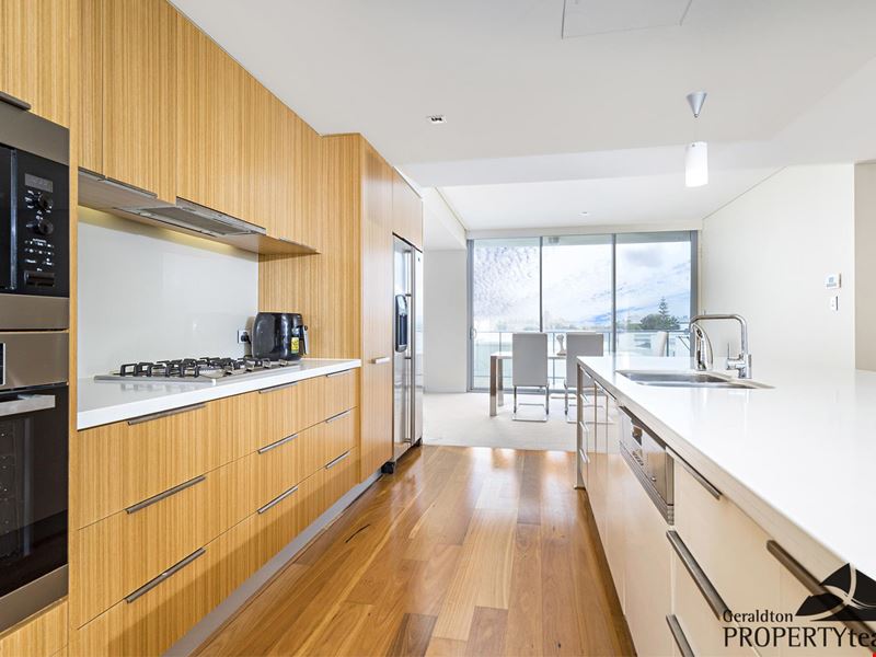 8/285 Foreshore Drive, Geraldton