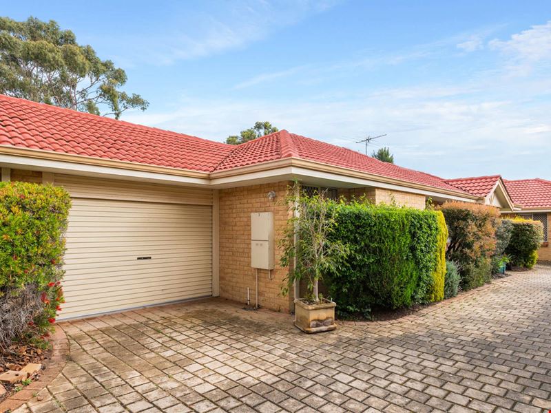 3/6 Groves Avenue, Attadale WA 6156