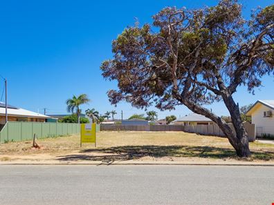 211 First Street, Wonthella WA 6530