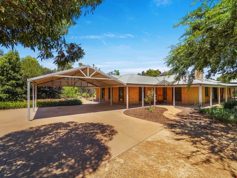 25 Little Bunning Road, Gidgegannup WA 6083
