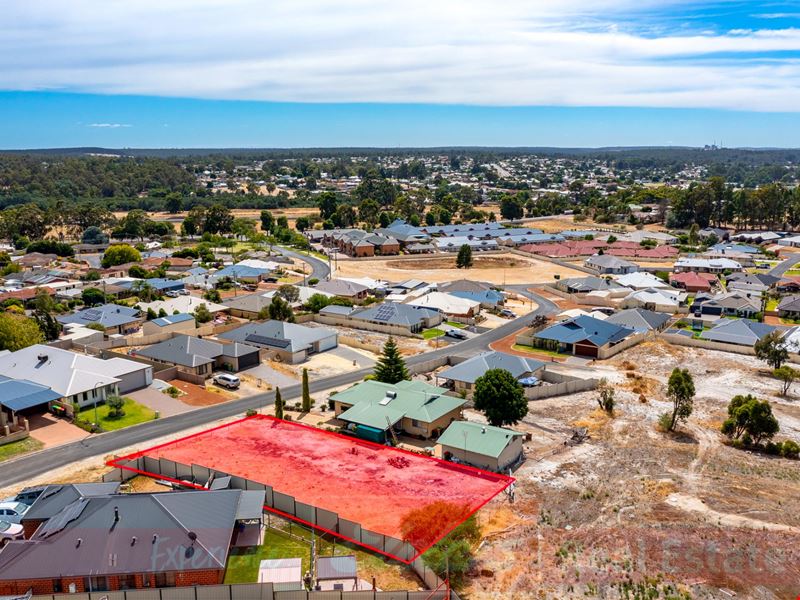 13 Robinia Rise, Collie WA 6225