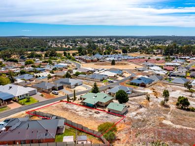 13 Robinia Rise, Collie WA 6225