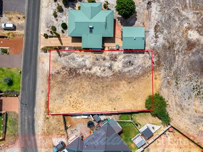 13 Robinia Rise, Collie WA 6225