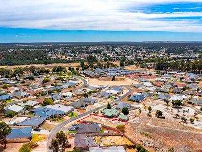 13 Robinia Rise, Collie WA 6225