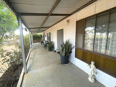 15 BANKSIA CRESCENT, Wongan Hills WA 6603