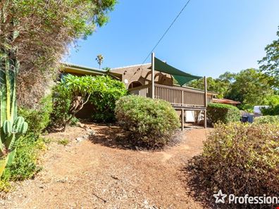 29 Ellis Road, Mount Nasura WA 6112