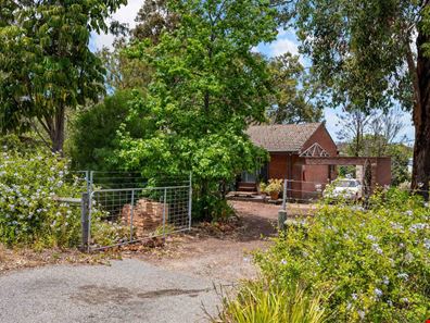71 Raeburn Road, Roleystone WA 6111