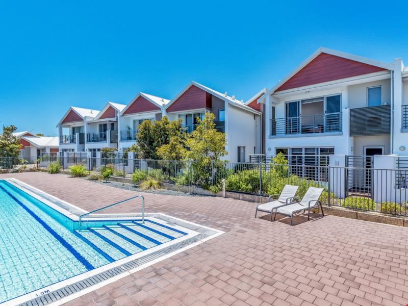 10/5 Bower Drive, Erskine WA 6210