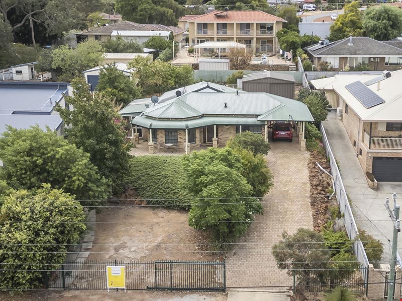 225 Canning Rd, Walliston WA 6076