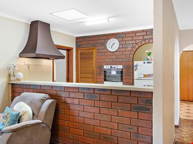 186 Spearwood Avenue, Spearwood WA 6163