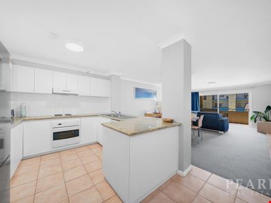 204/68 Southside Drive, Hillarys WA 6025