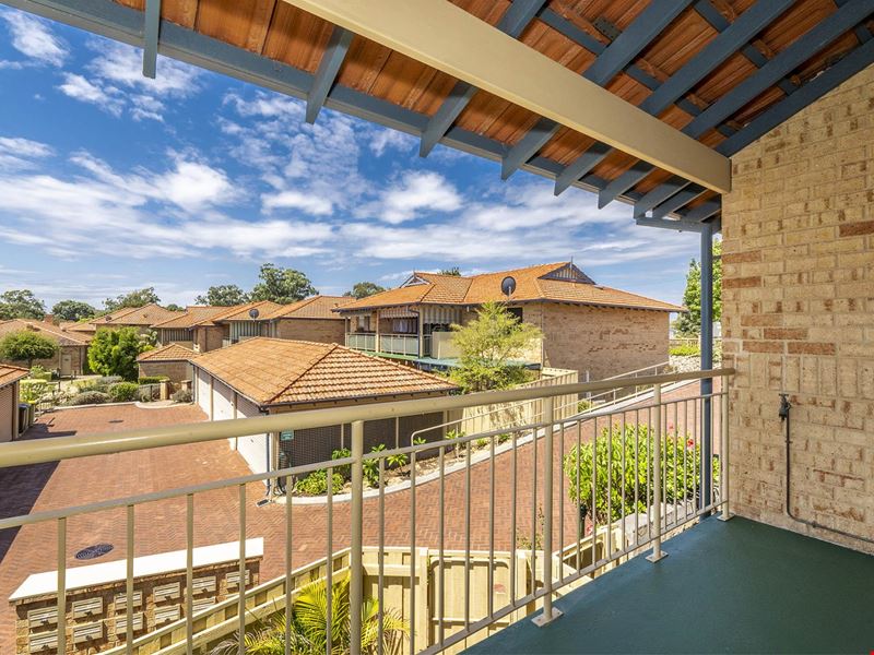 24/39 Elizabeth Street, Cloverdale WA 6105