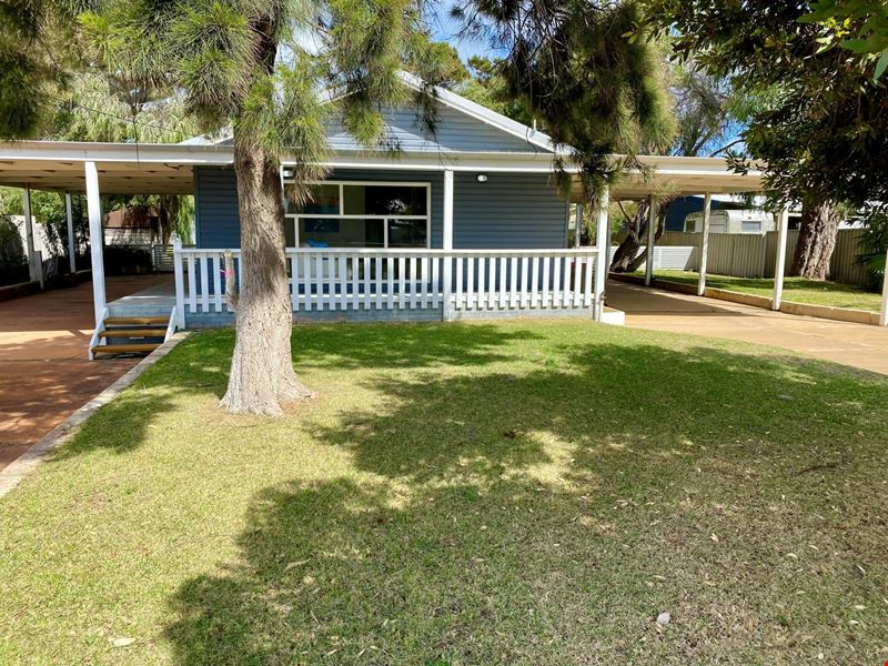 34 Cockram Street, Lancelin WA 6044