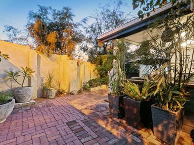 48 Douro Road, South Fremantle WA 6162