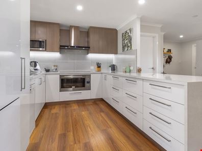 5 Roe Crescent, Dampier WA 6713