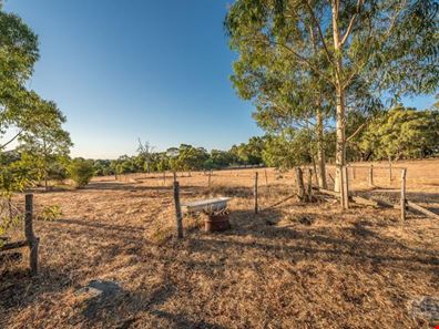 21 Evelyn Place, Bullsbrook WA 6084