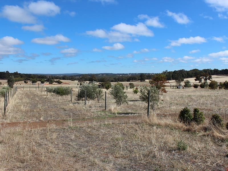 8 Boolok Avenue, Wundowie WA 6560