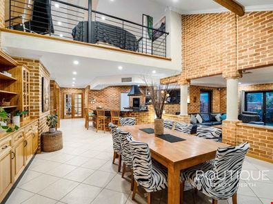 1 Gold Lane, Iluka WA 6028
